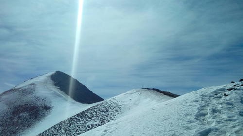قله برف انبار قم - اردیبهشت ماه